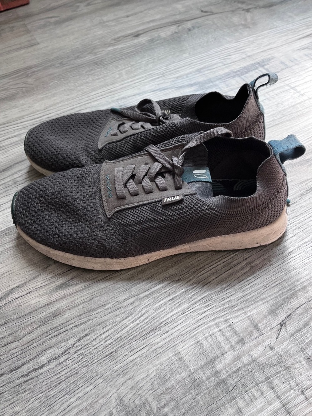 True Linkswear Shoes Mens 10 Gray Golf Sneakers womens 11.5